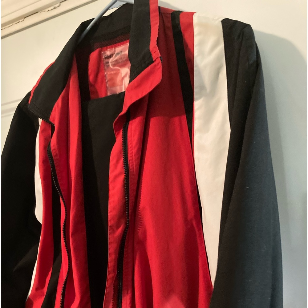 Vintage women Avenue windbreaker suit